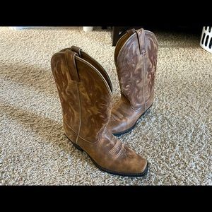 Laredo Maricopa Ladies 9 Like New